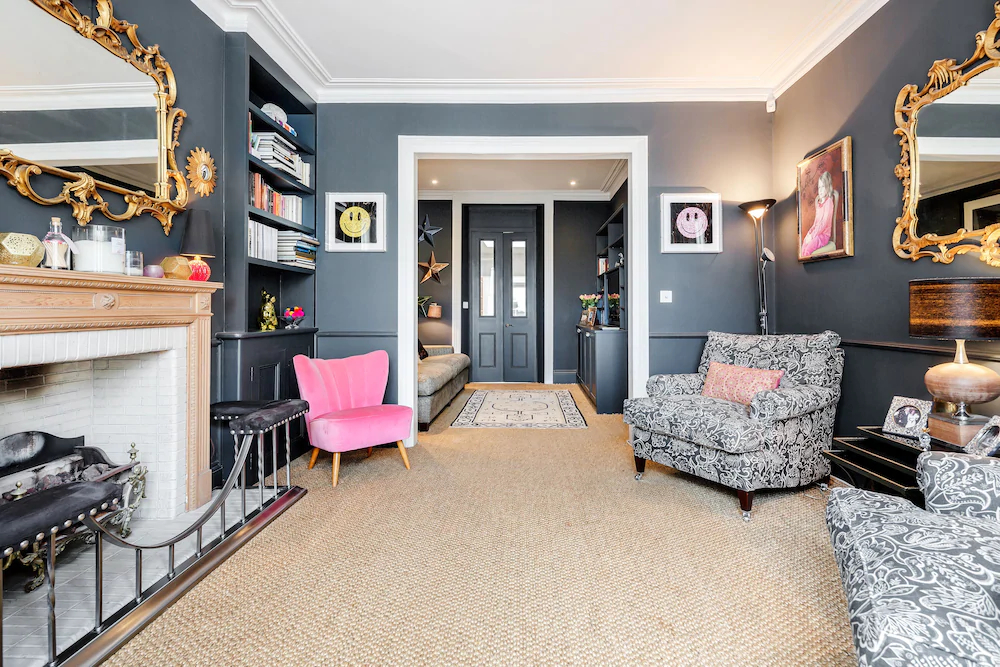 Exquisite Designers Abode Exquisite Designers Abode