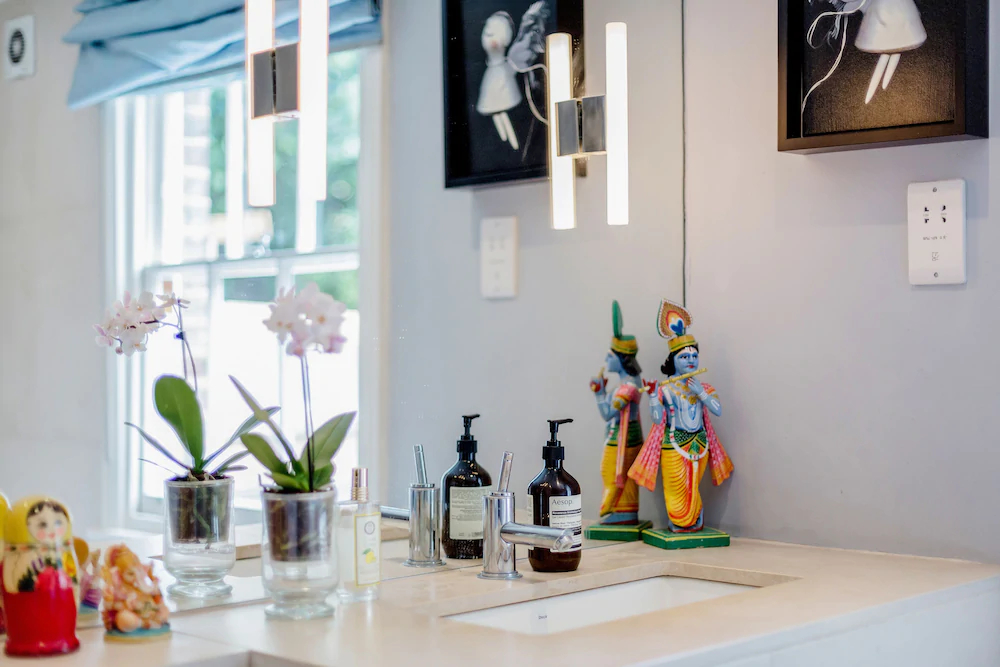 Exquisite Designers Abode Exquisite Designers Abode