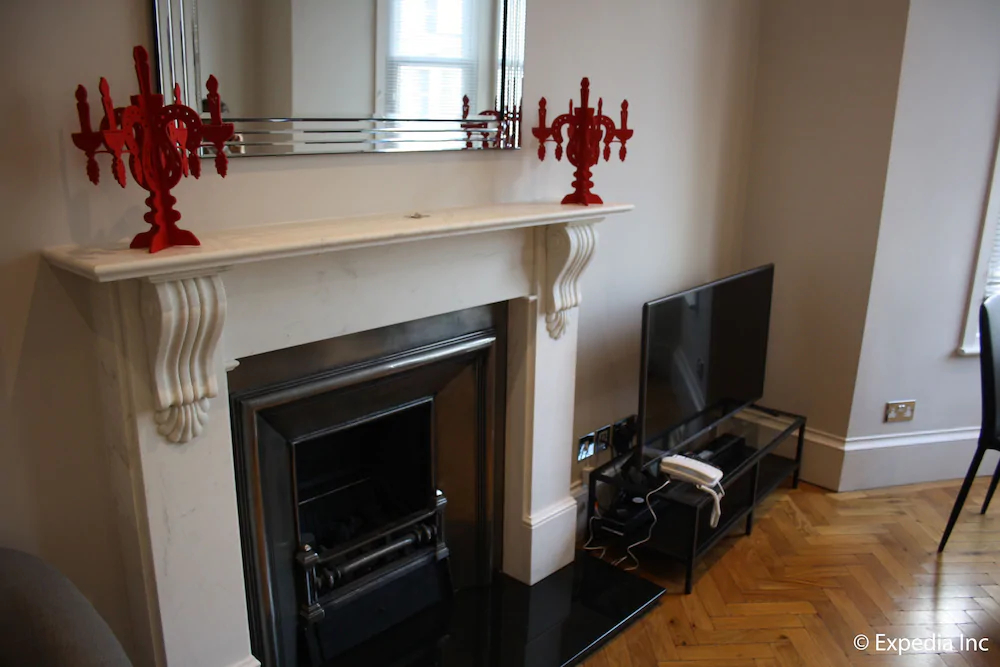 Flying Butler - Barons Court Apartments