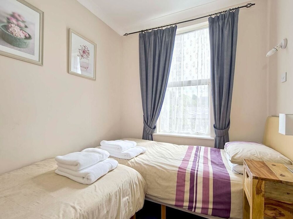 Glenthurston Apartments