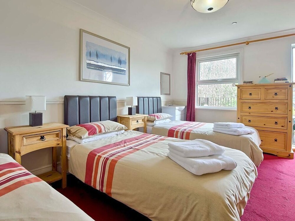 Glenthurston Apartments