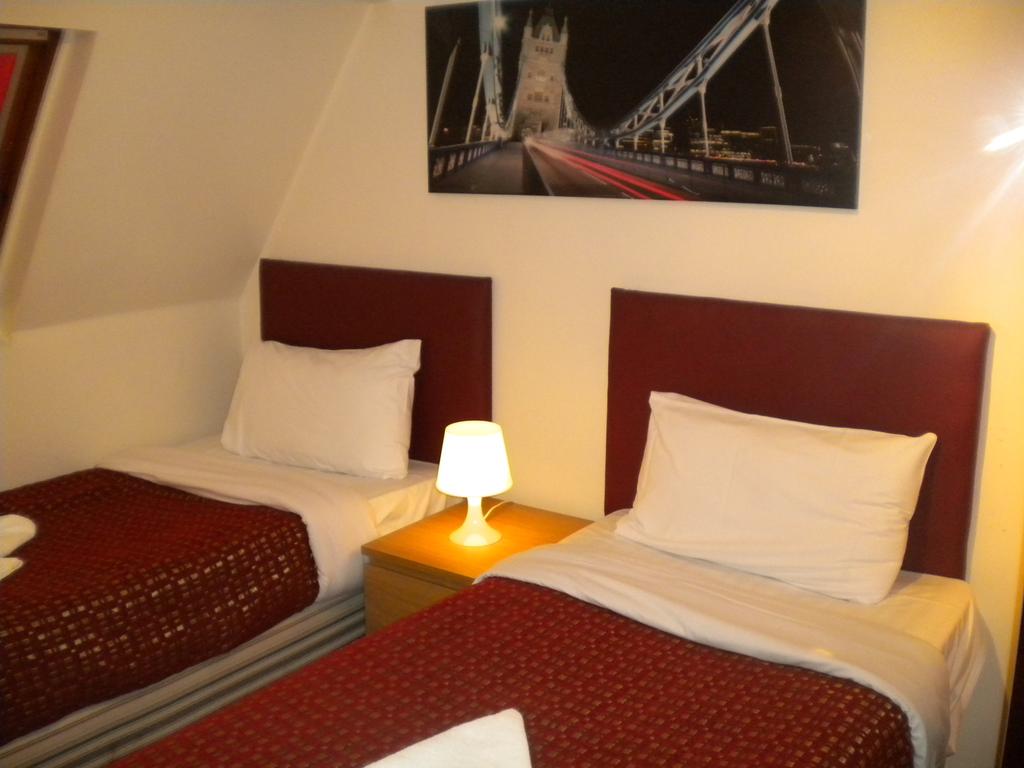 OYO Sino Hotel