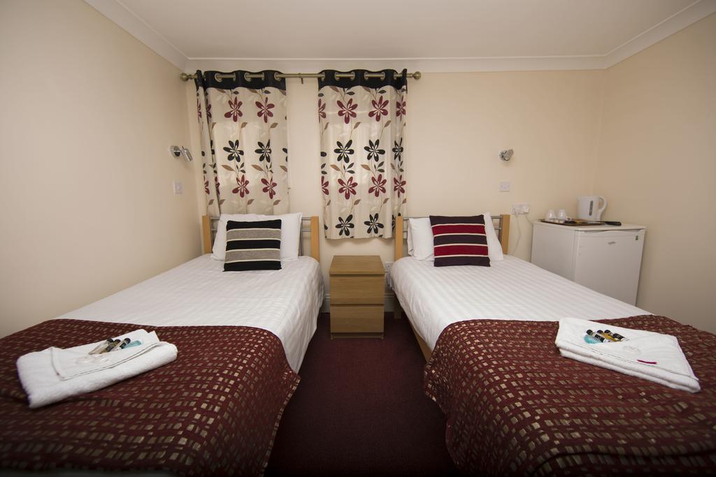 OYO Sino Hotel