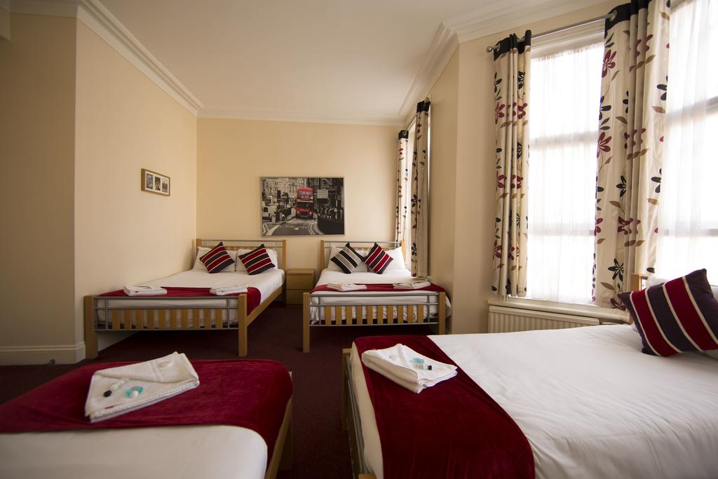 OYO Sino Hotel