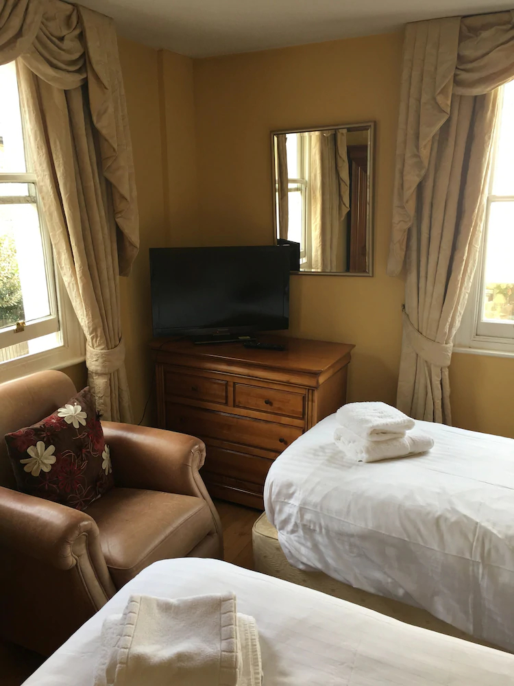 Goodenough Guesthouse