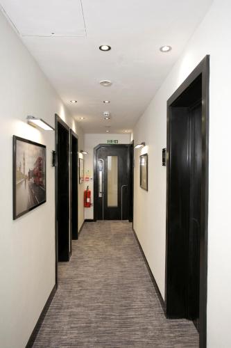 Great Saint Helen Hotel