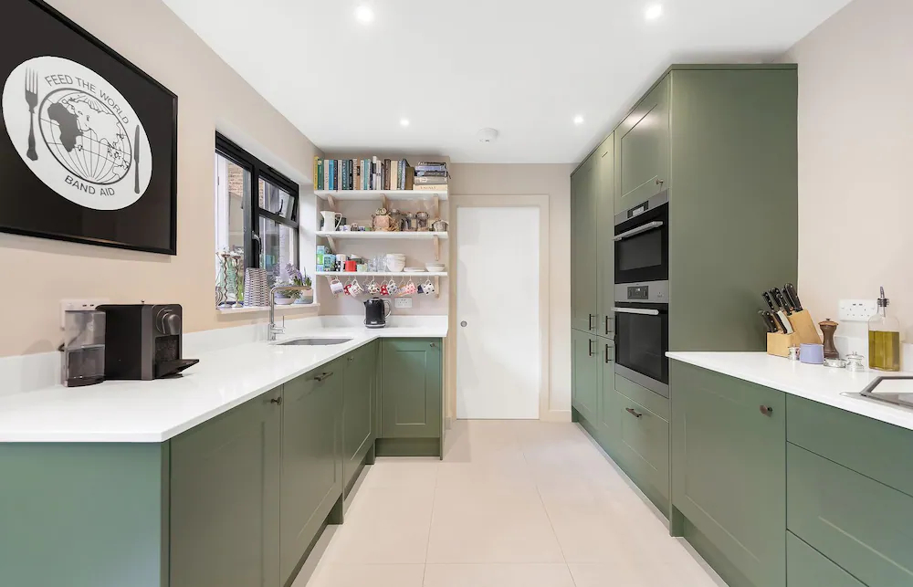 Green Retreat On Askew Crescent