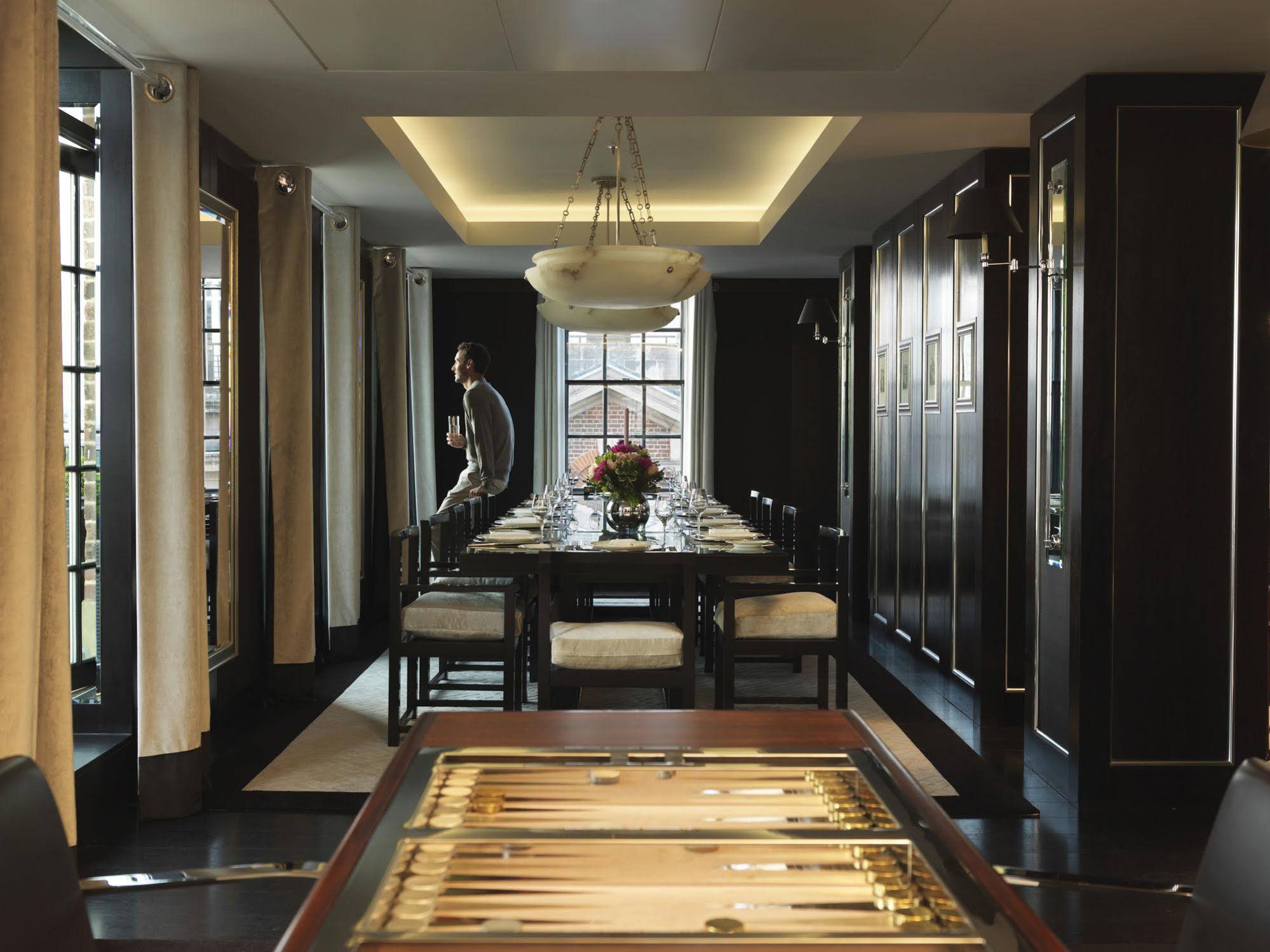 Grosvenor House Suites