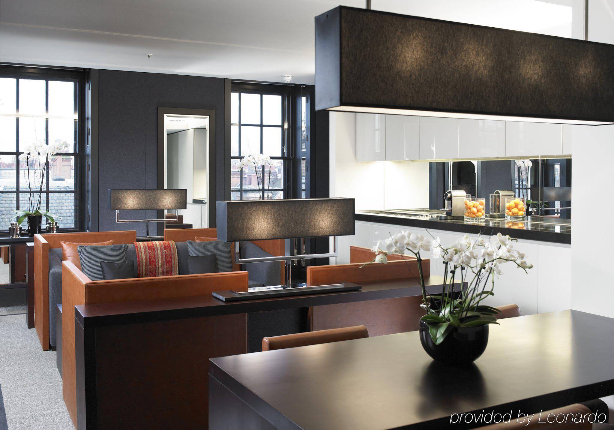 Grosvenor House Suites