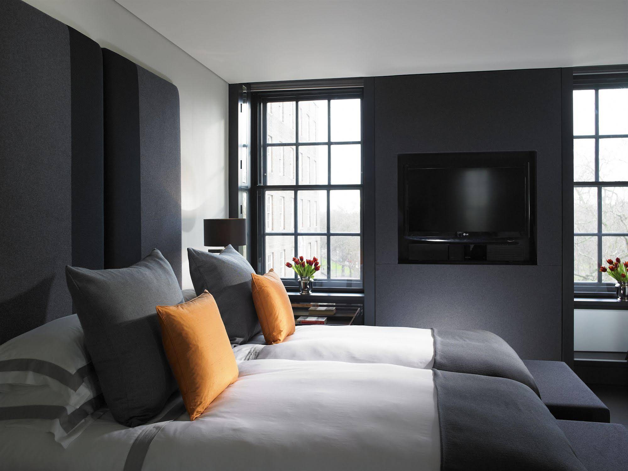 Grosvenor House Suites