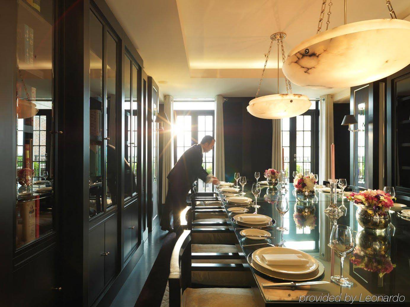 Grosvenor House Suites