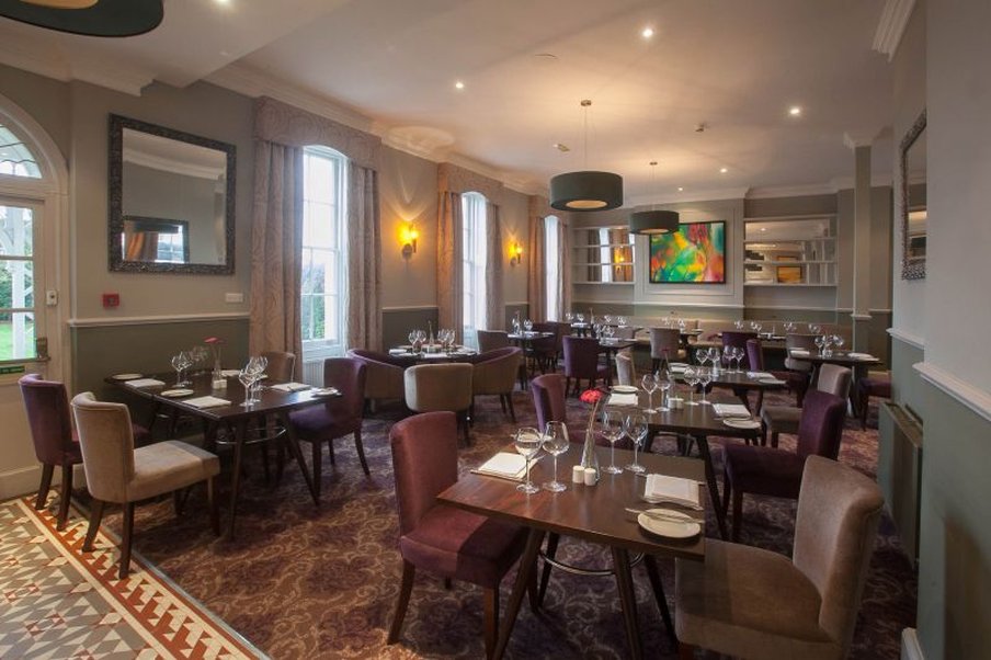 London Chigwell Prince Regent Hotel, BW Signature Collection