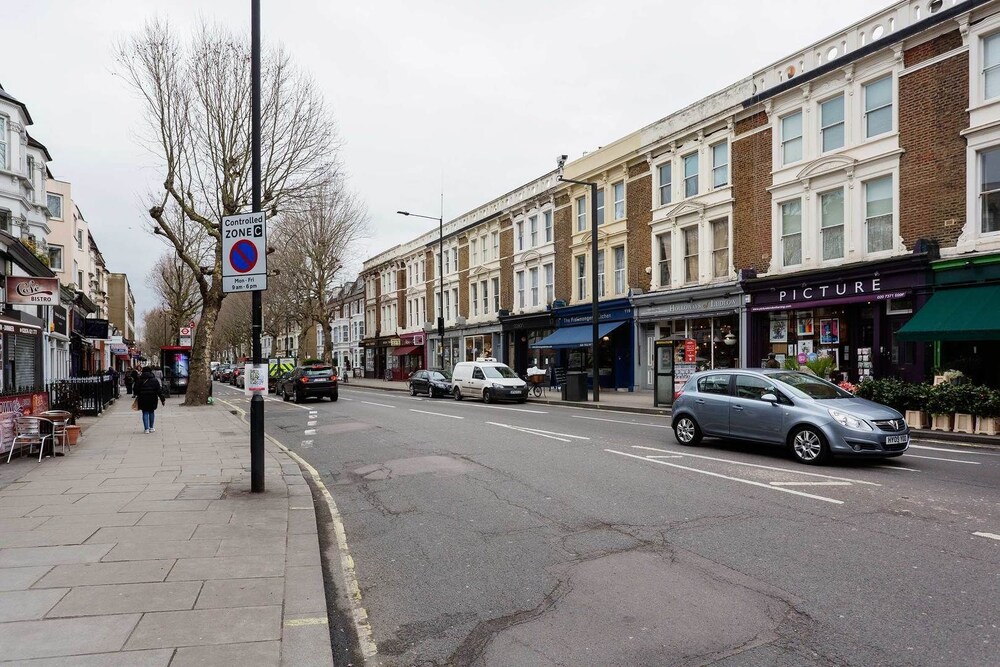 Hammersmith Hideaway