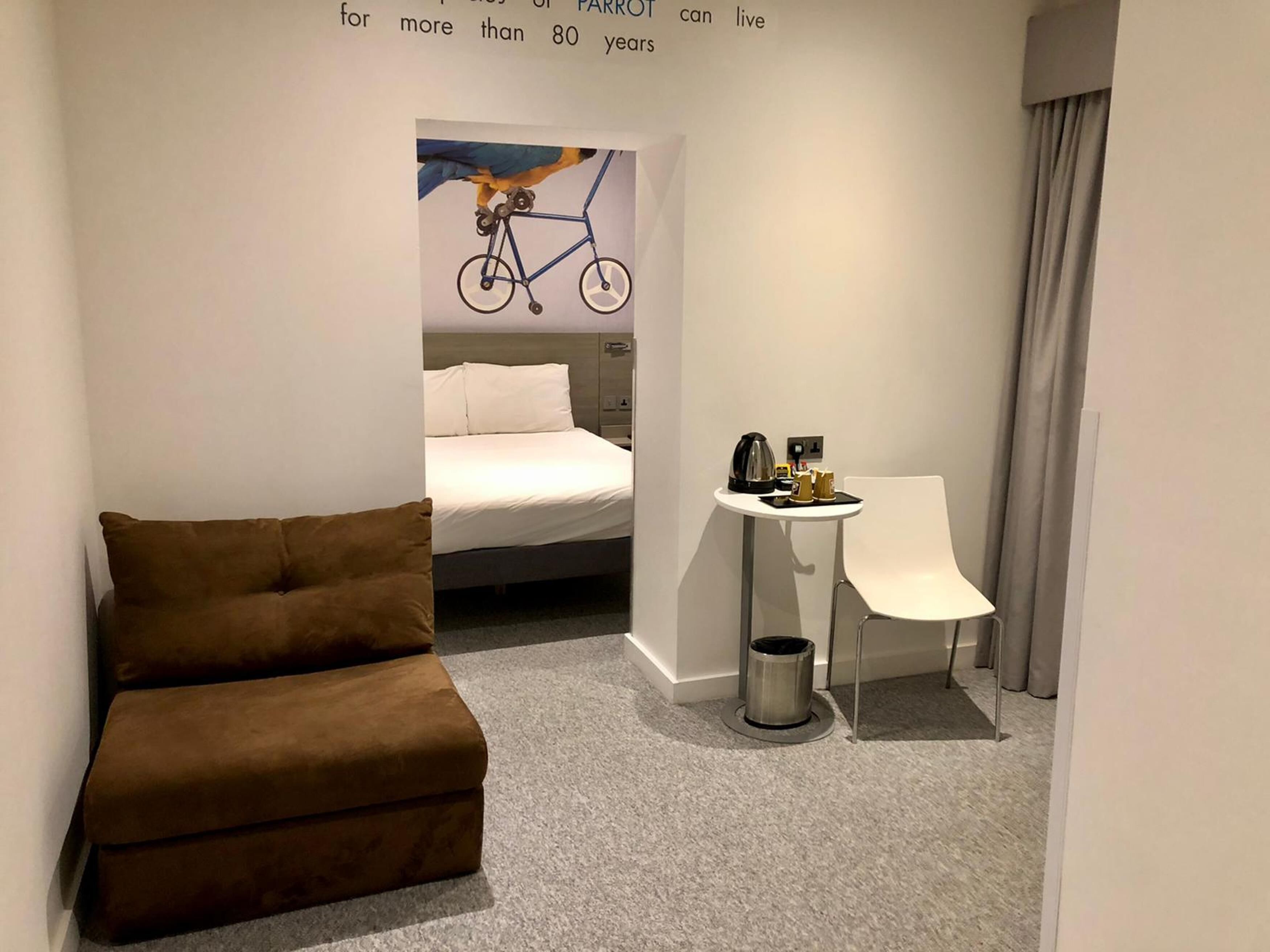 Heeton Concept Hotel - Kensington London