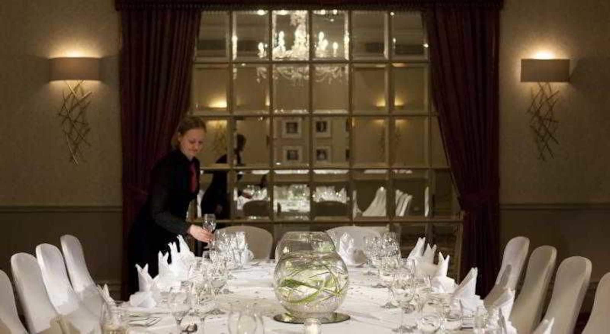 Hendon Hall