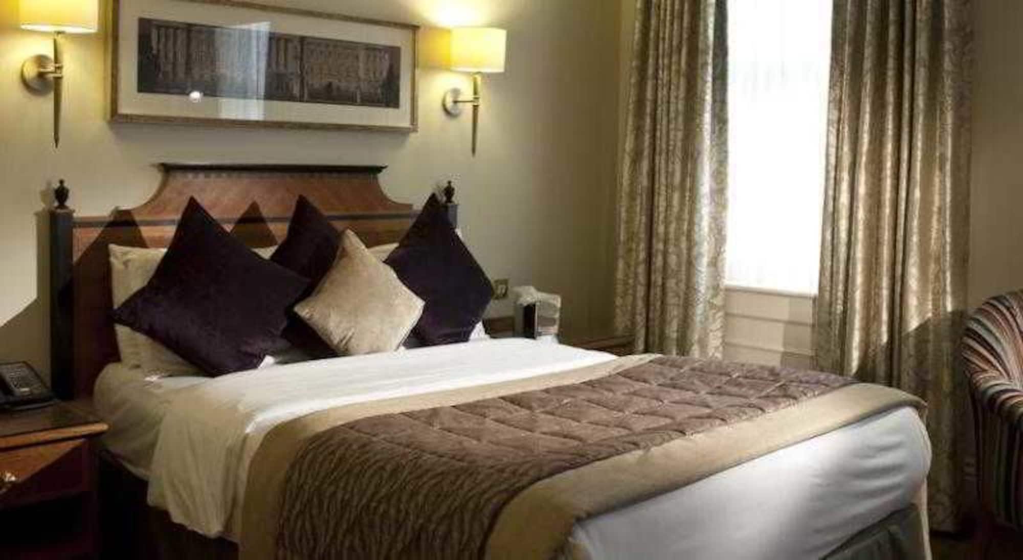 Hendon Hall