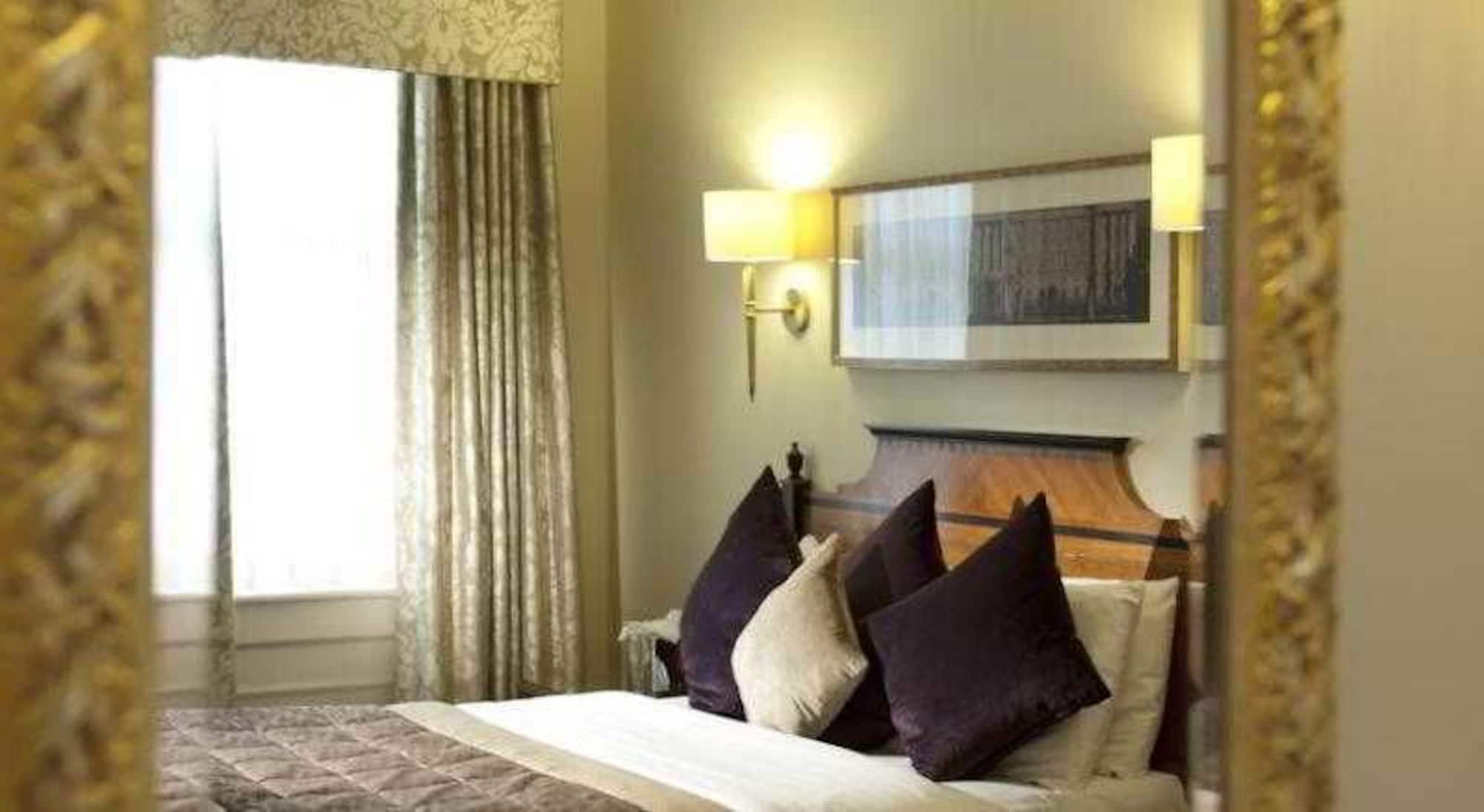 Hendon Hall