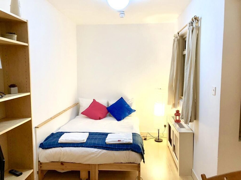 HFS Studio Hydepark