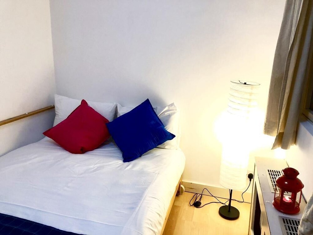 HFS Studio Hydepark