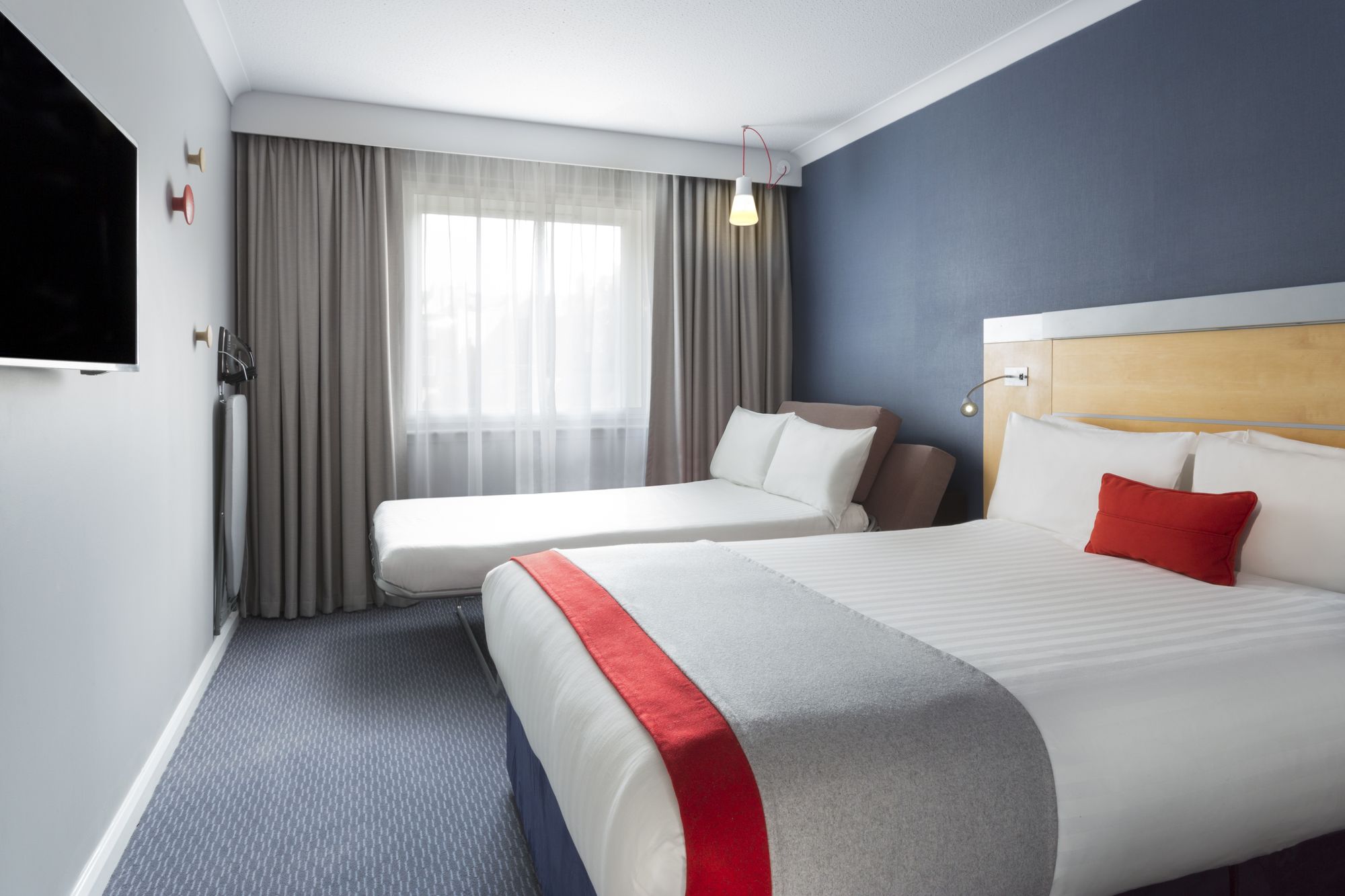 Holiday Inn Express Earls Court