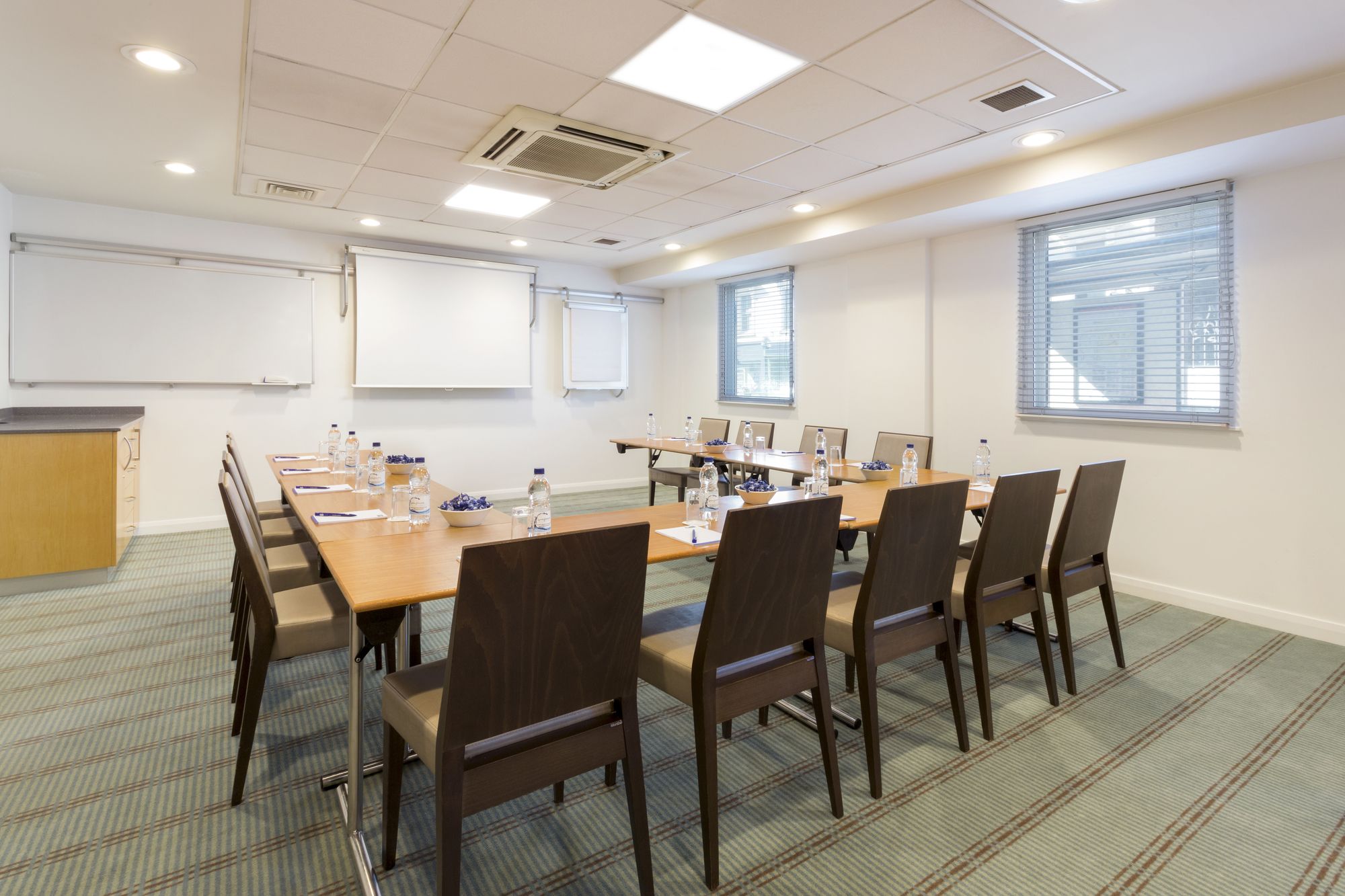 Holiday Inn Express Earls Court
