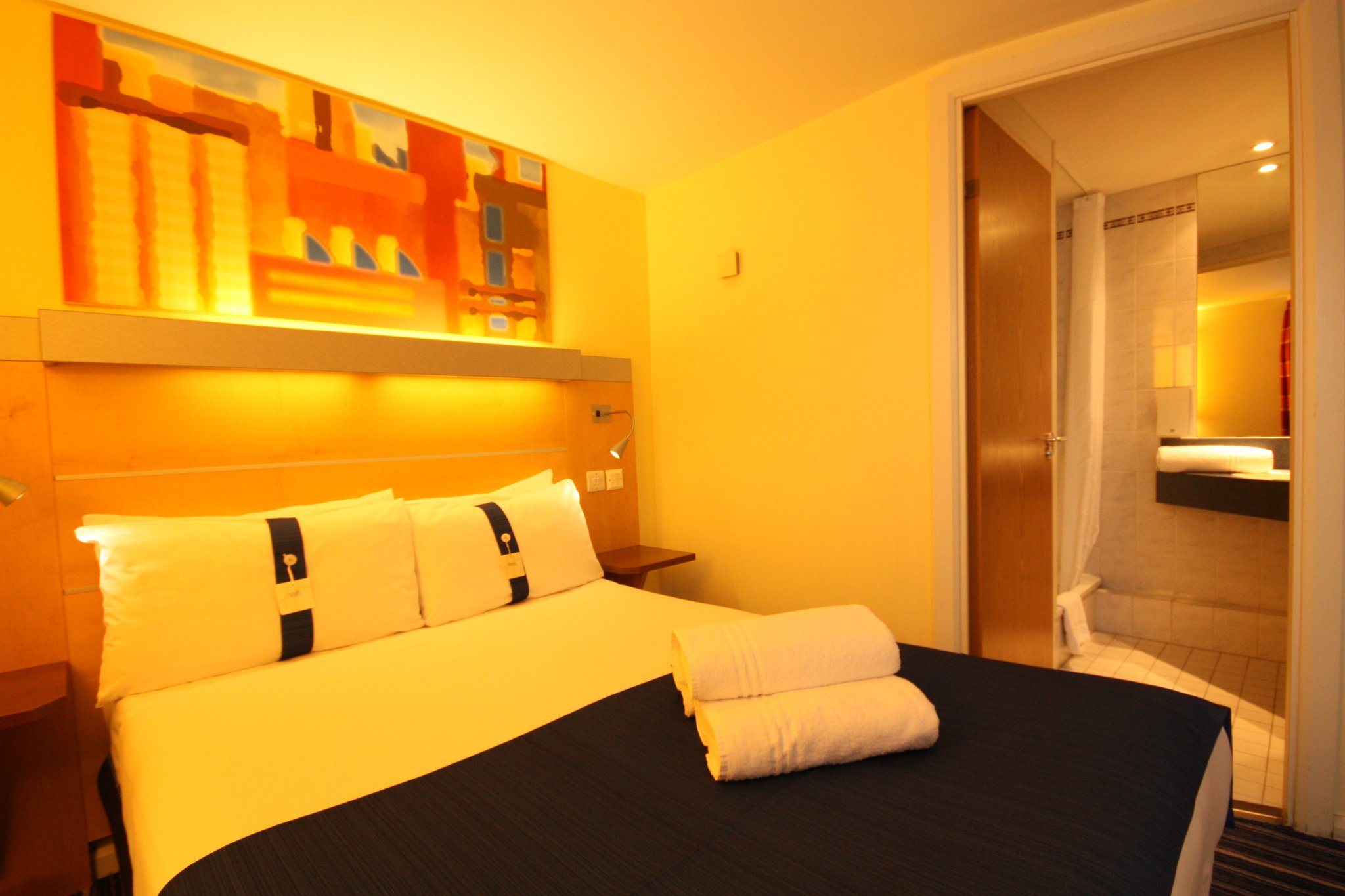 Holiday Inn Express London - Croydon