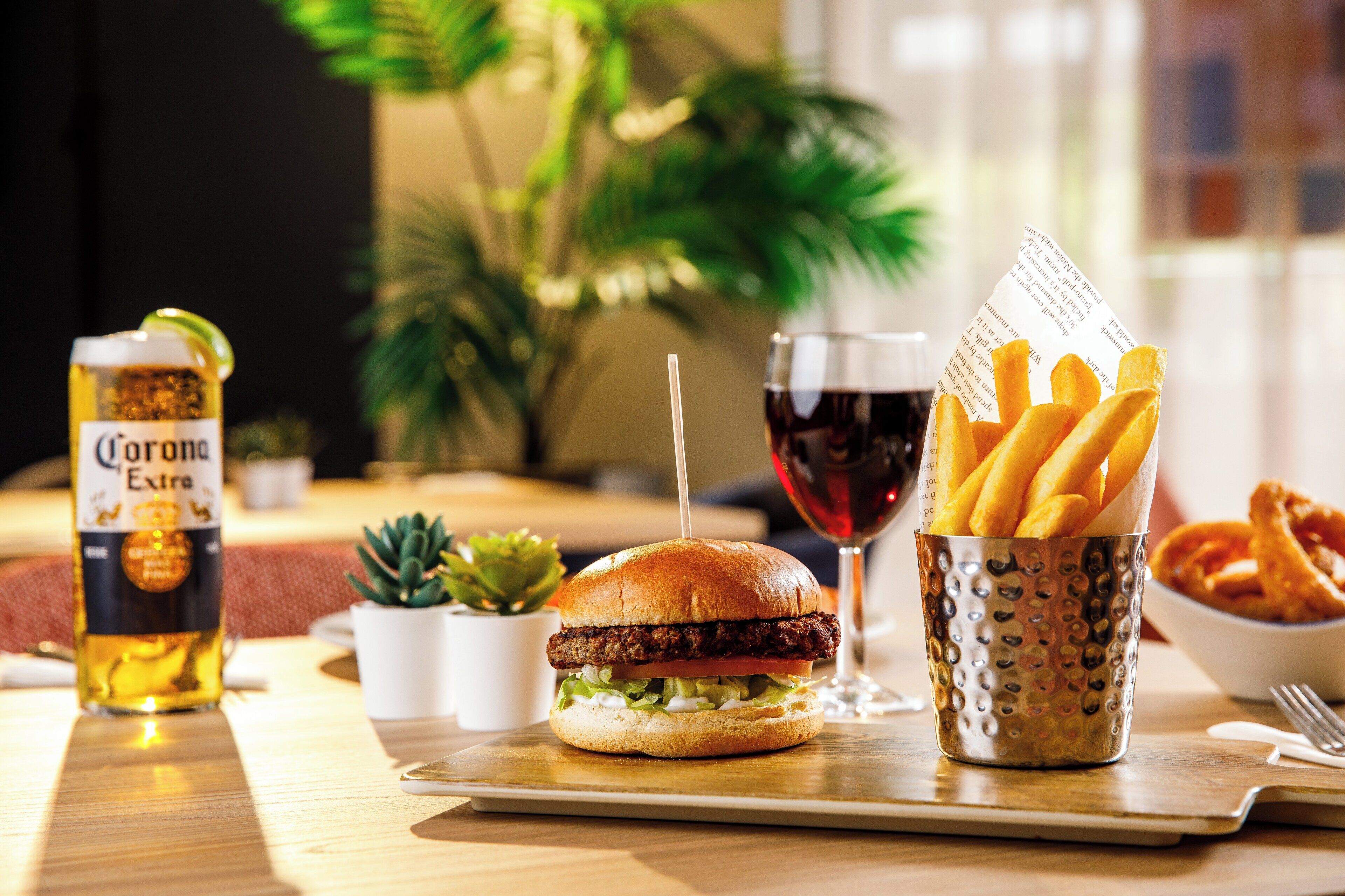 Holiday Inn Express London - Excel