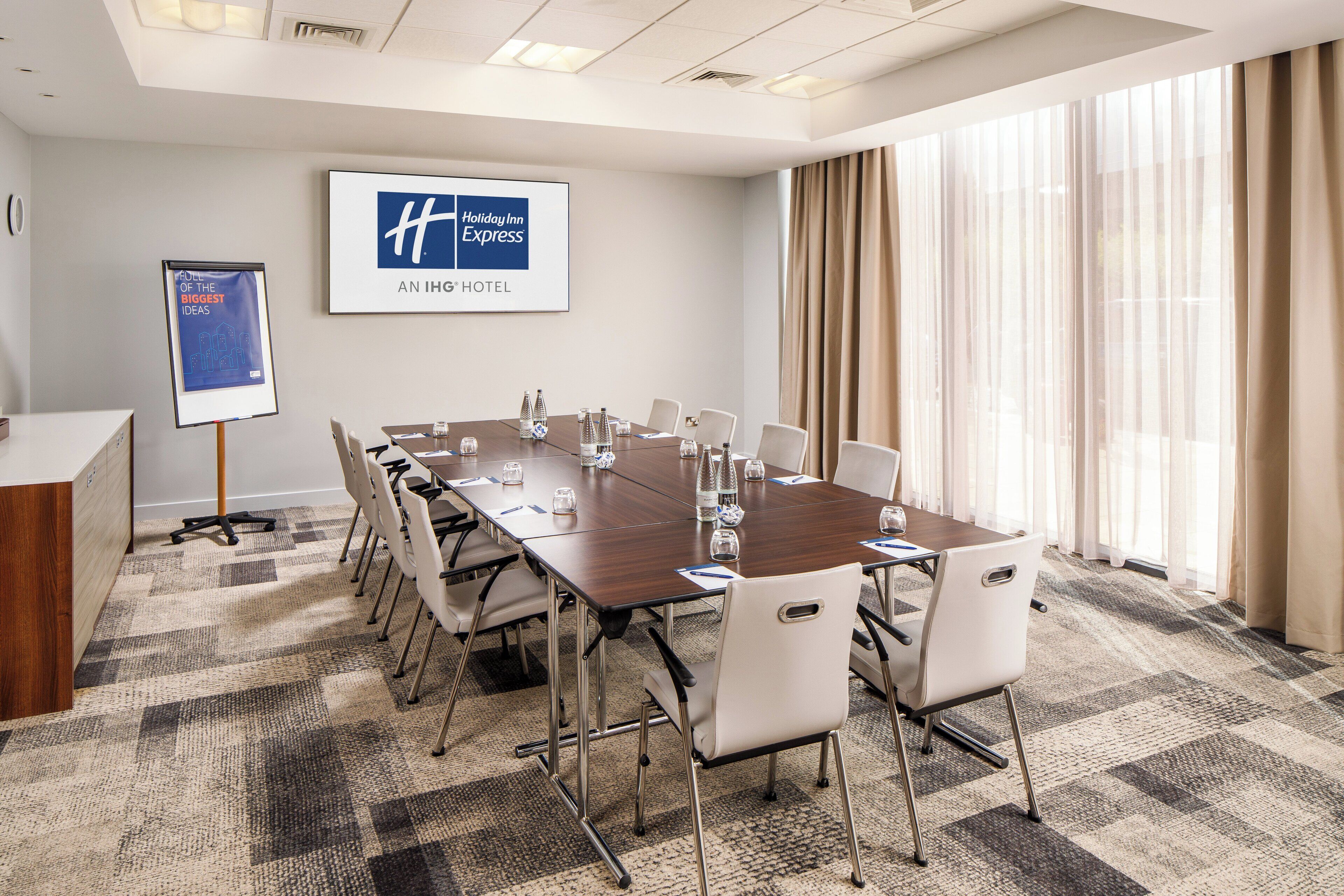 Holiday Inn Express London - Excel