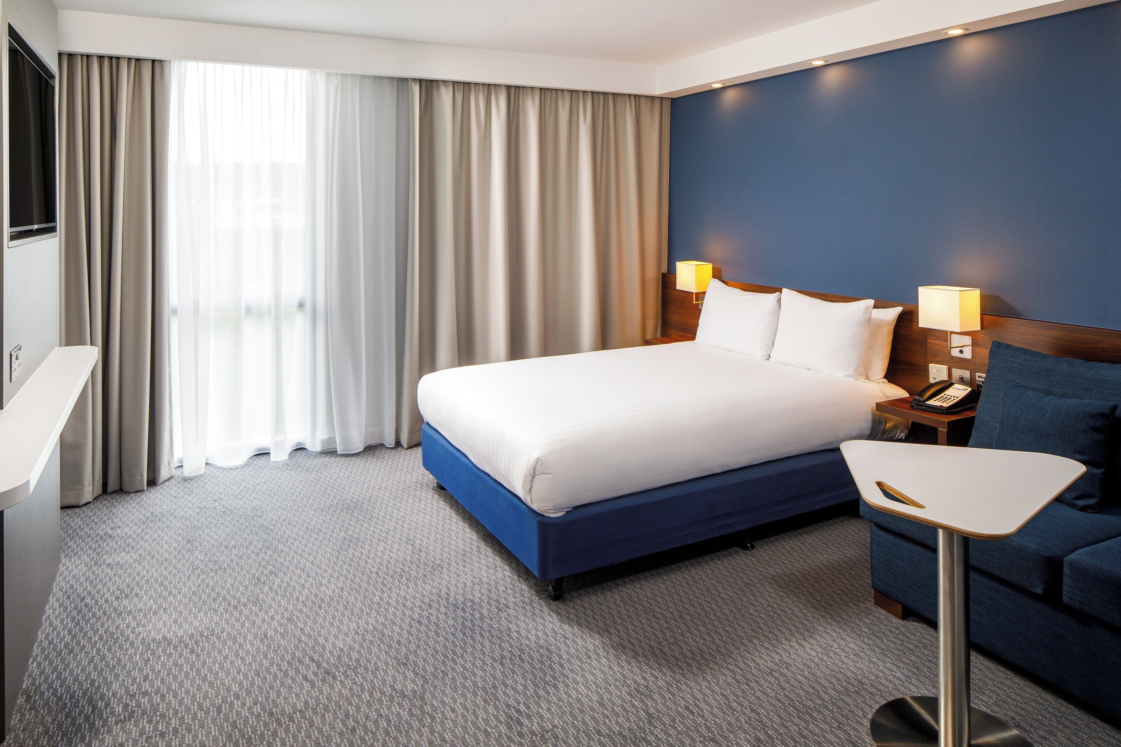 Holiday Inn Express London - Excel