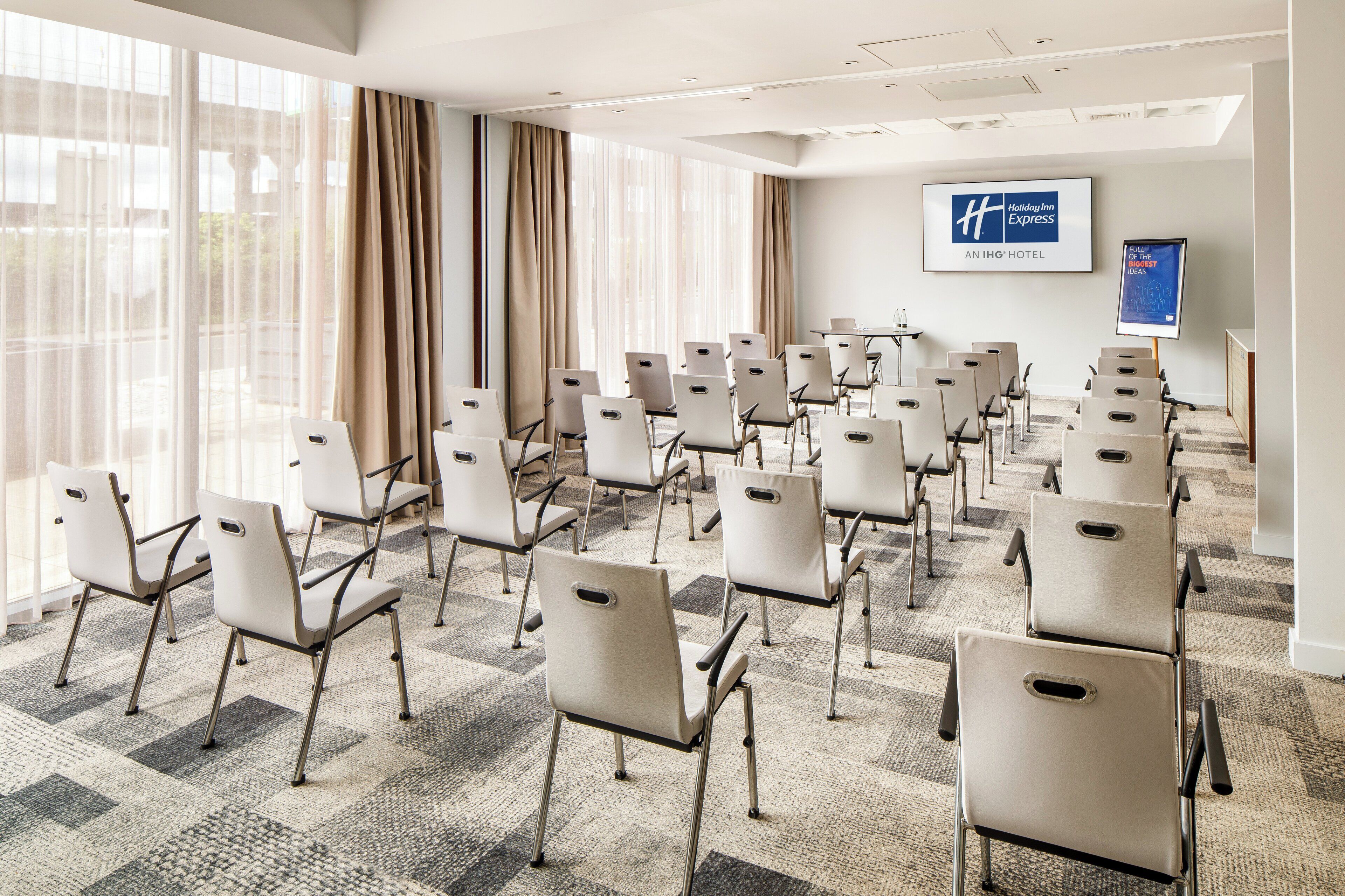 Holiday Inn Express London - Excel