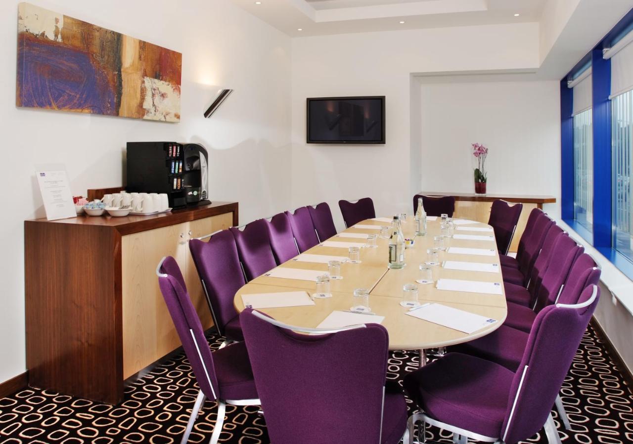 Holiday Inn Express London - Golders Green North