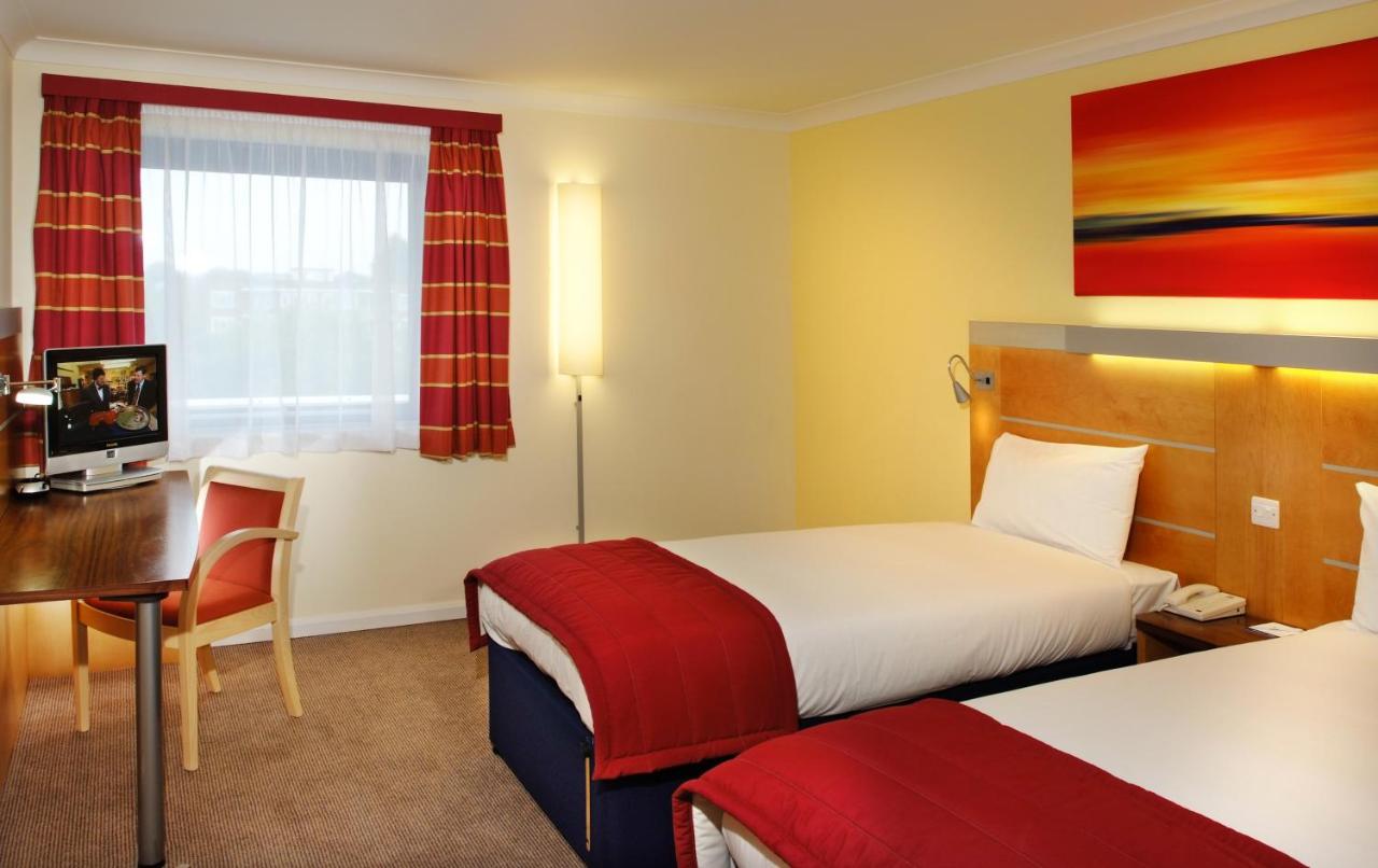 Holiday Inn Express London - Golders Green North