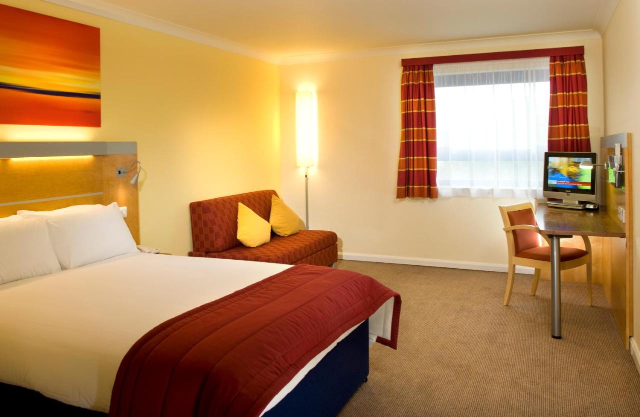 Holiday Inn Express London - Golders Green North