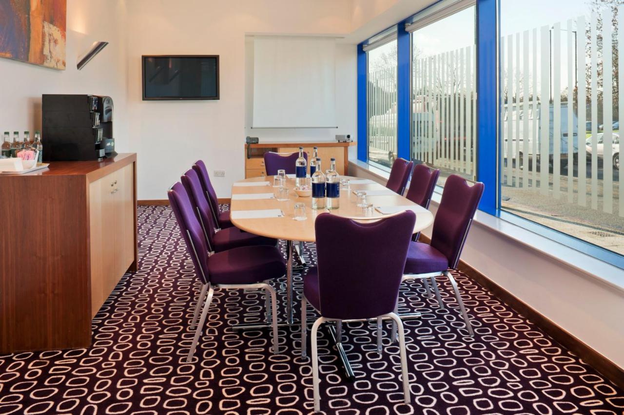 Holiday Inn Express London - Golders Green North