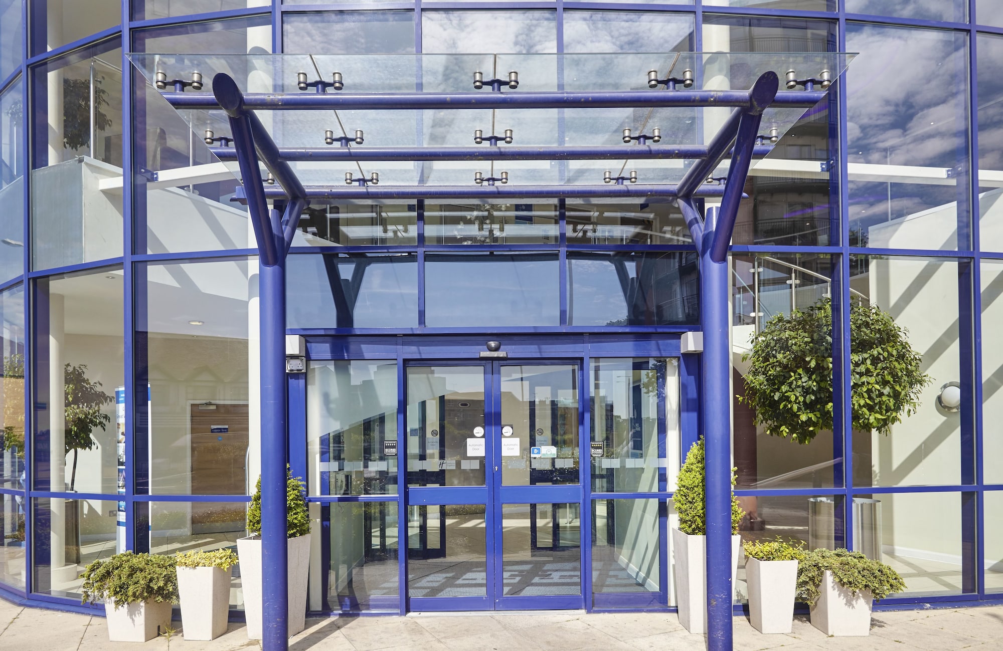 Holiday Inn Express London - Newbury Park