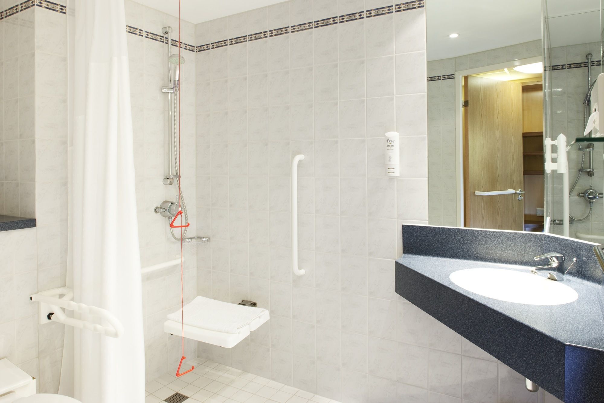 Holiday Inn Express London - Park Royal