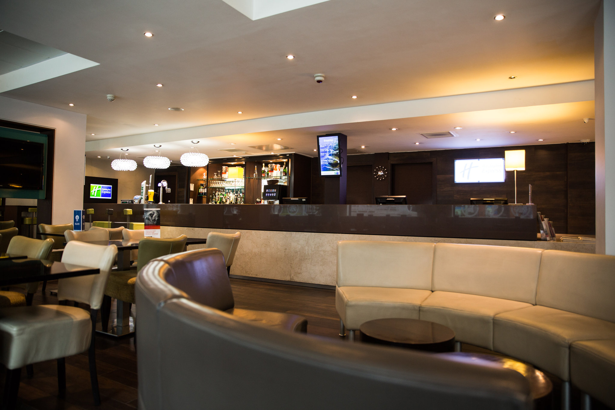 Holiday Inn Express Stratford