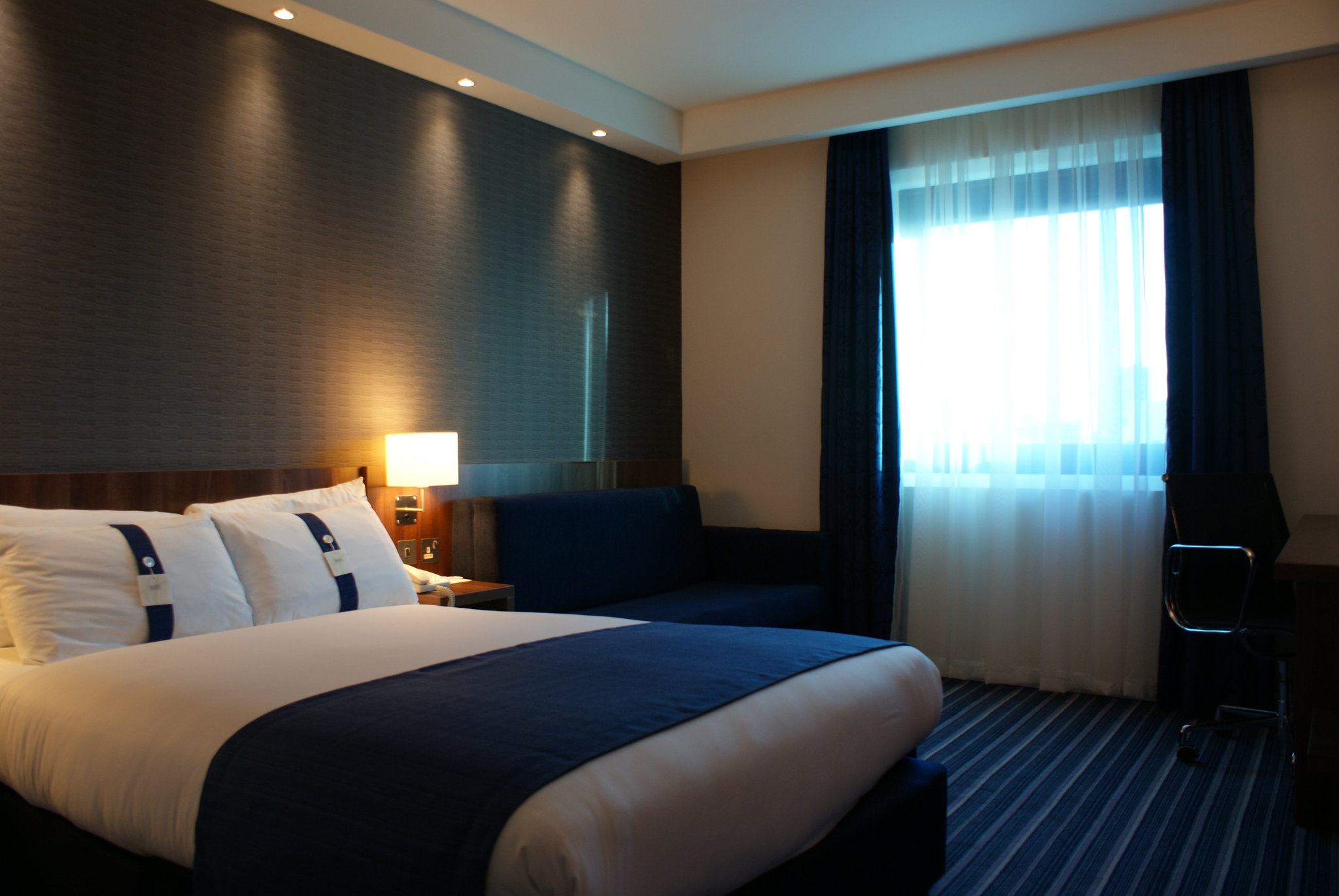Holiday Inn Express Stratford