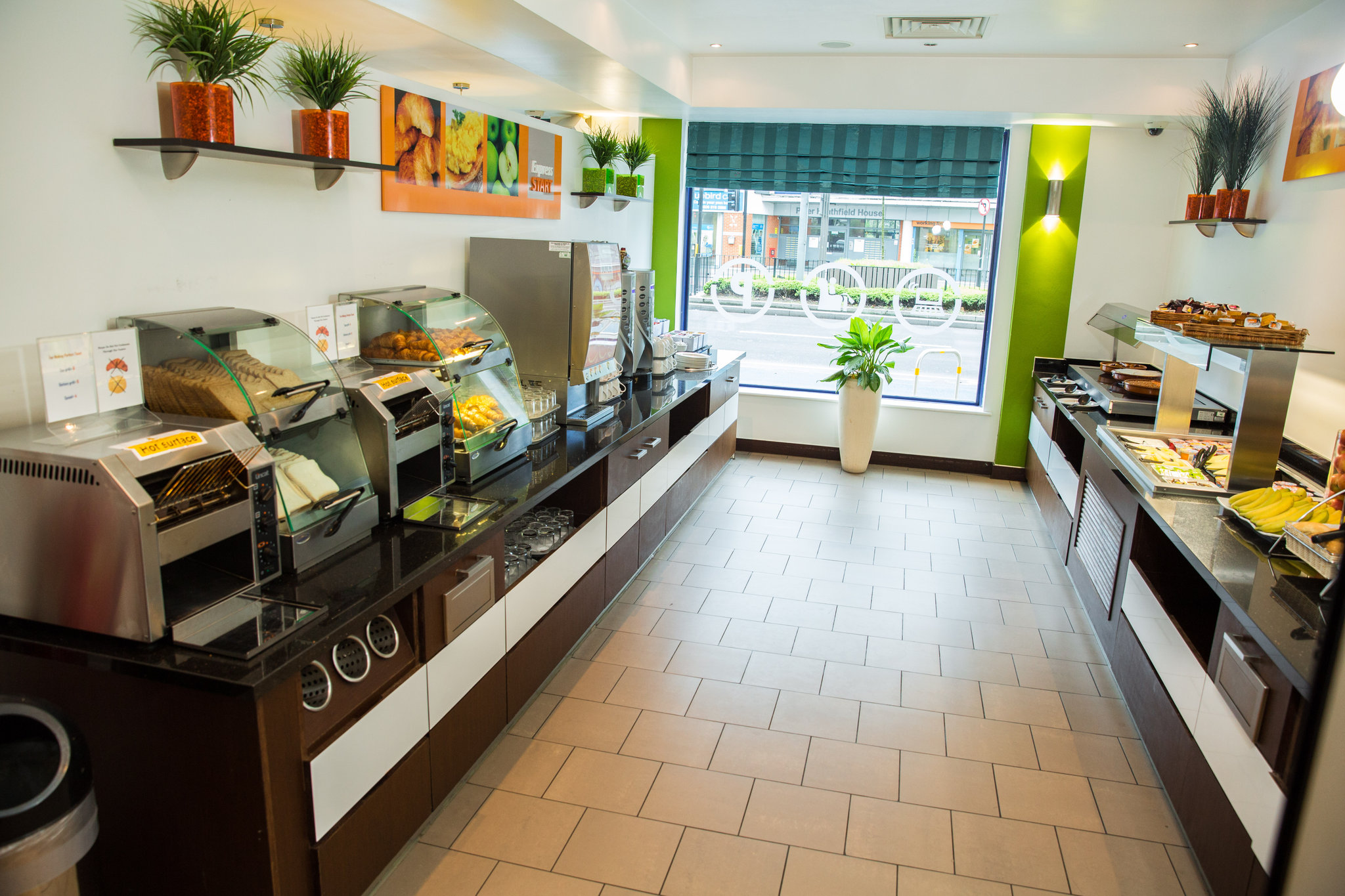 Holiday Inn Express Stratford