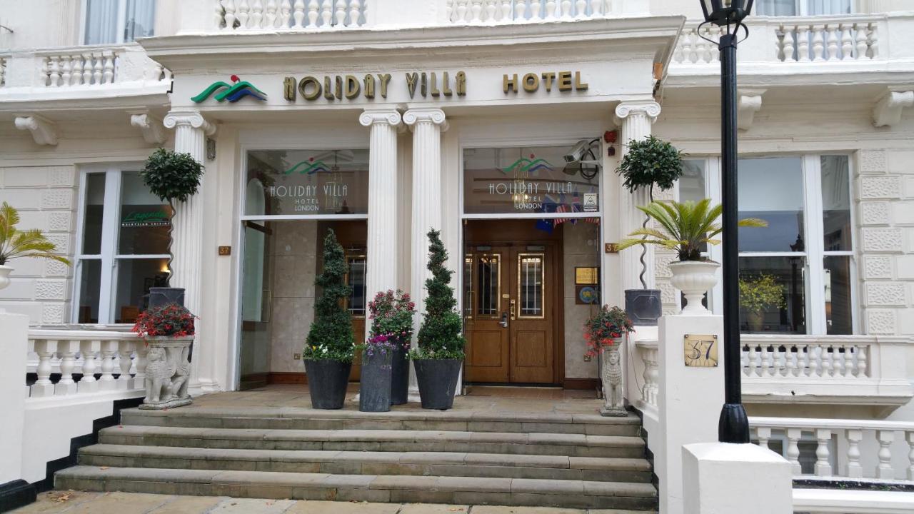Holiday Villa Hotel & Suites