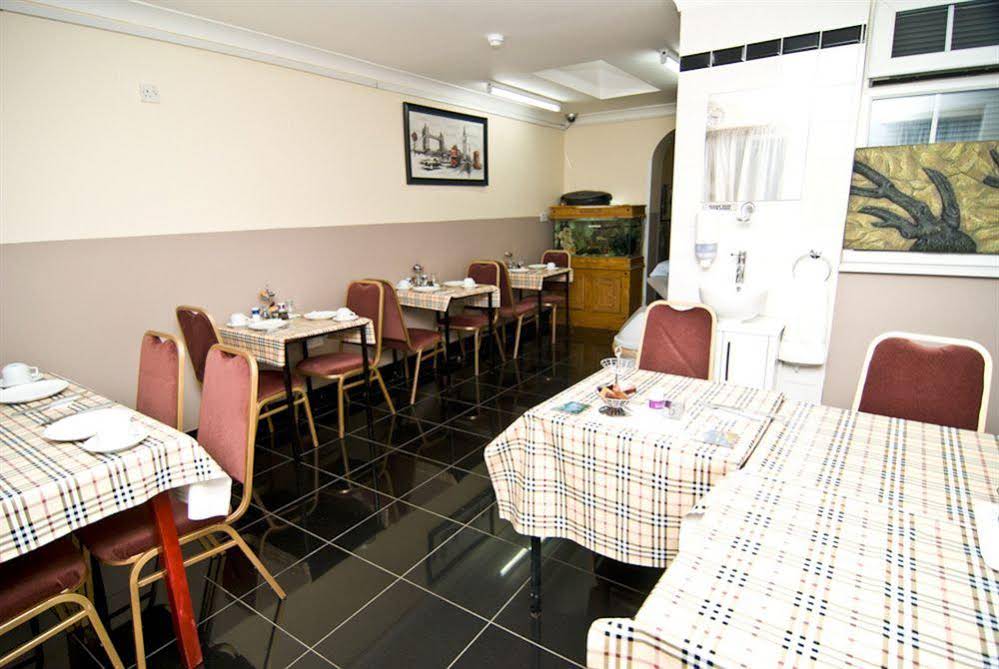 Holland Park Hotel