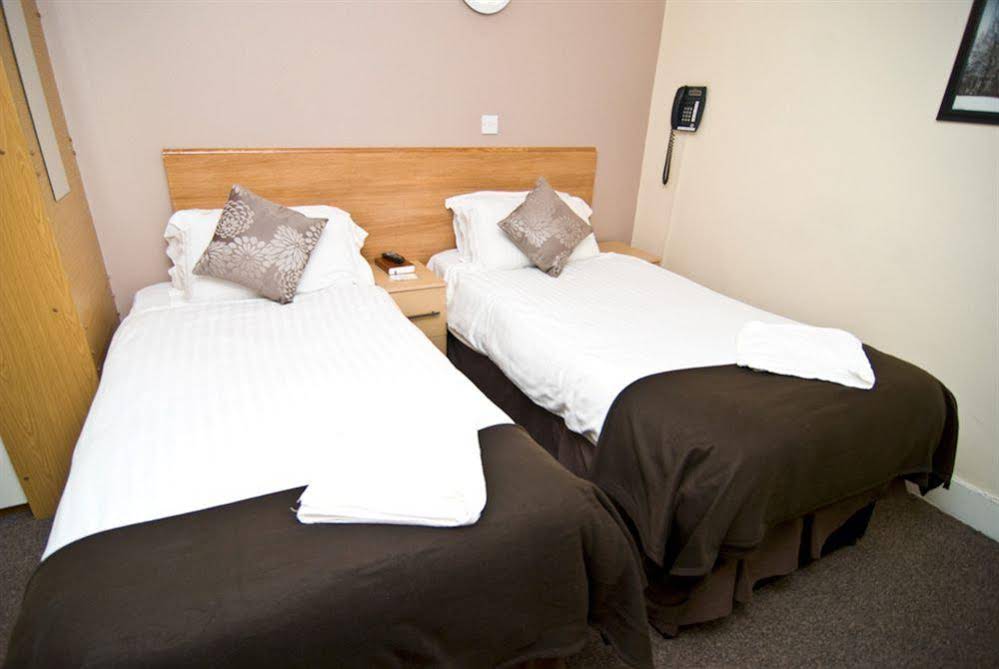 Holland Park Hotel