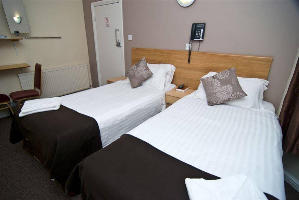 Holland Park Hotel