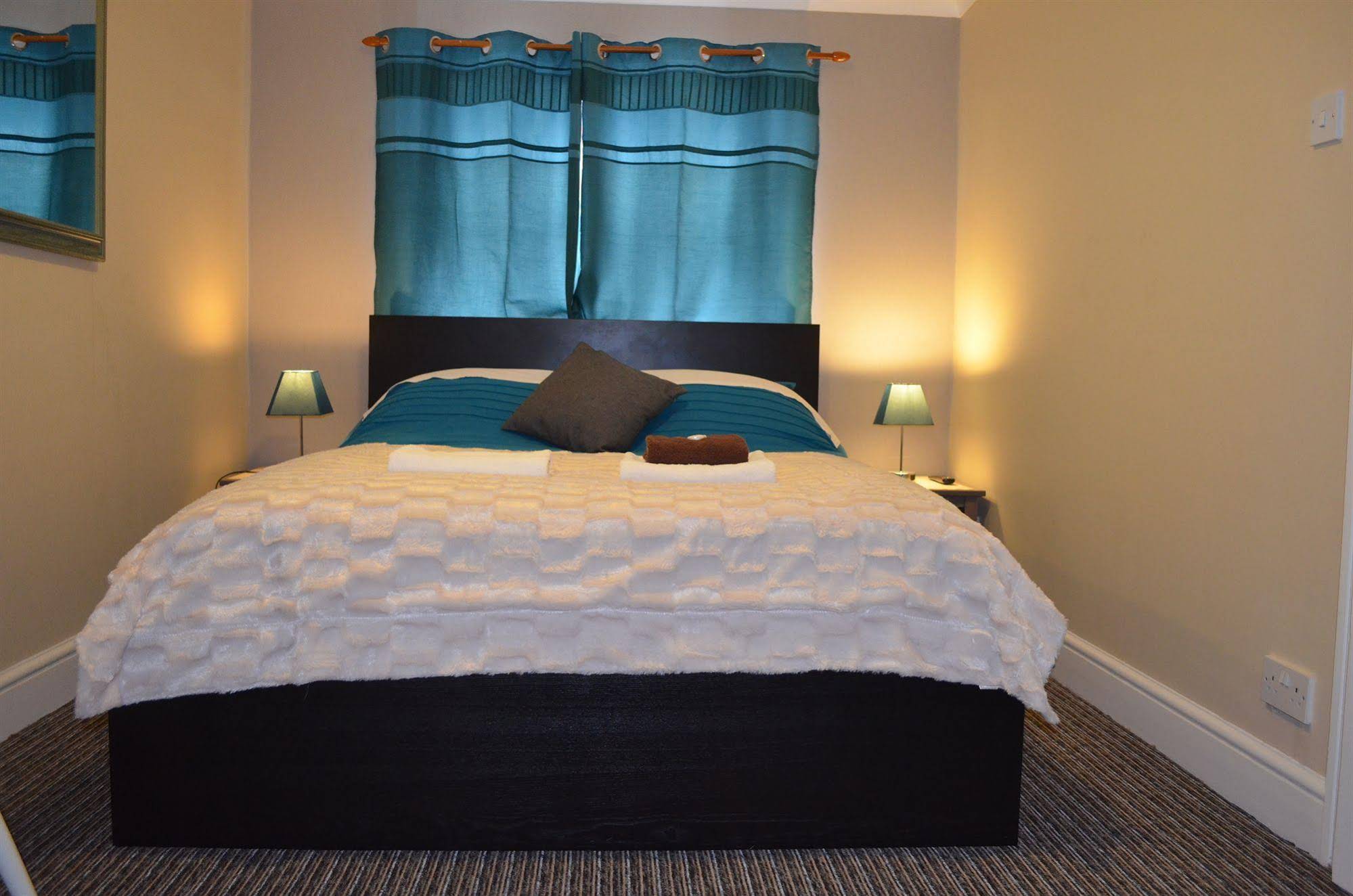 Hotel 261