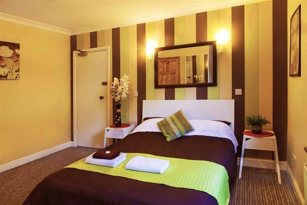 Hotel 261