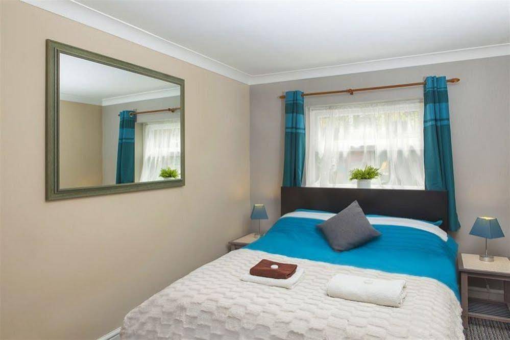 Hotel 261