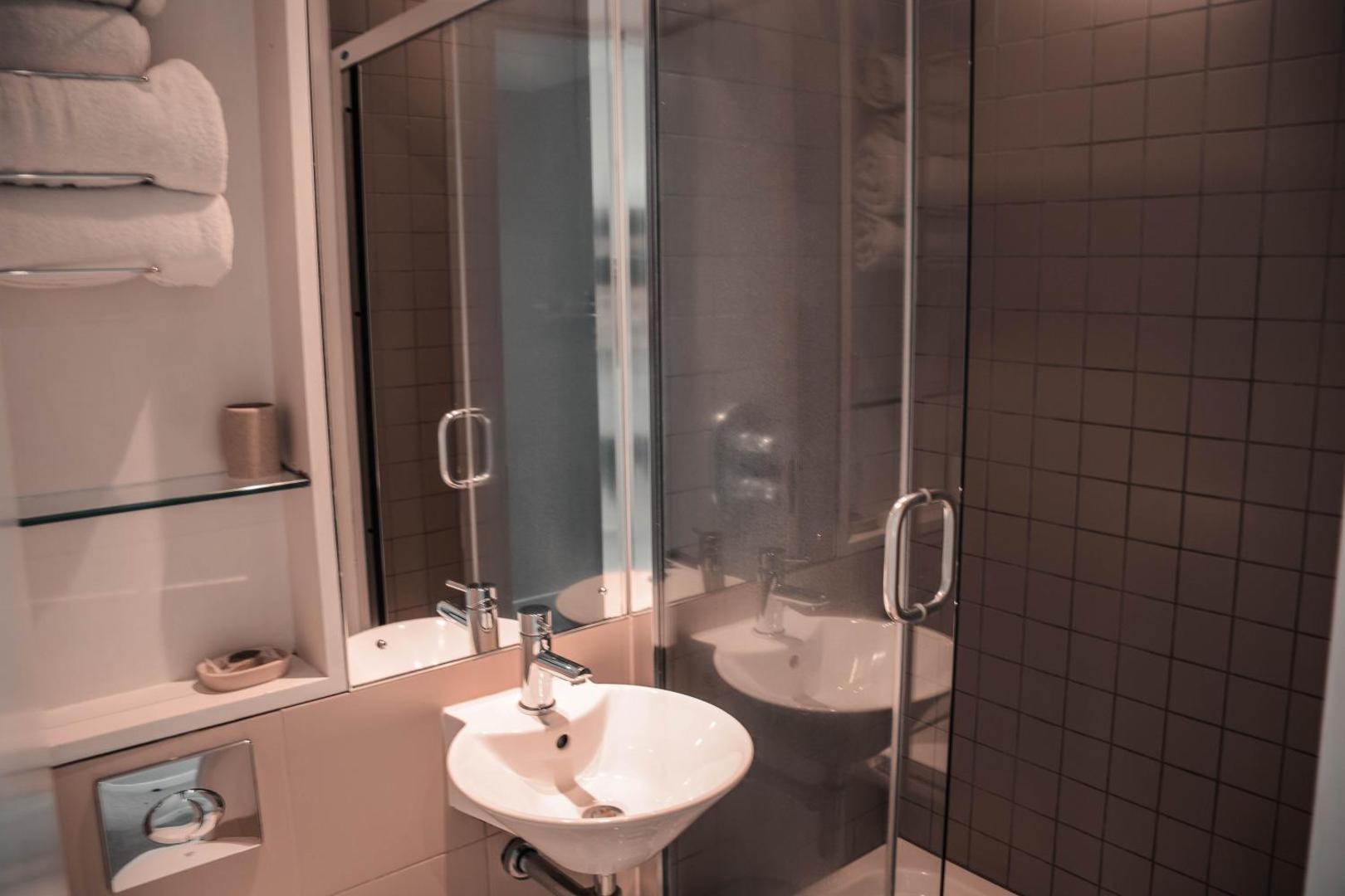 Hotel 55