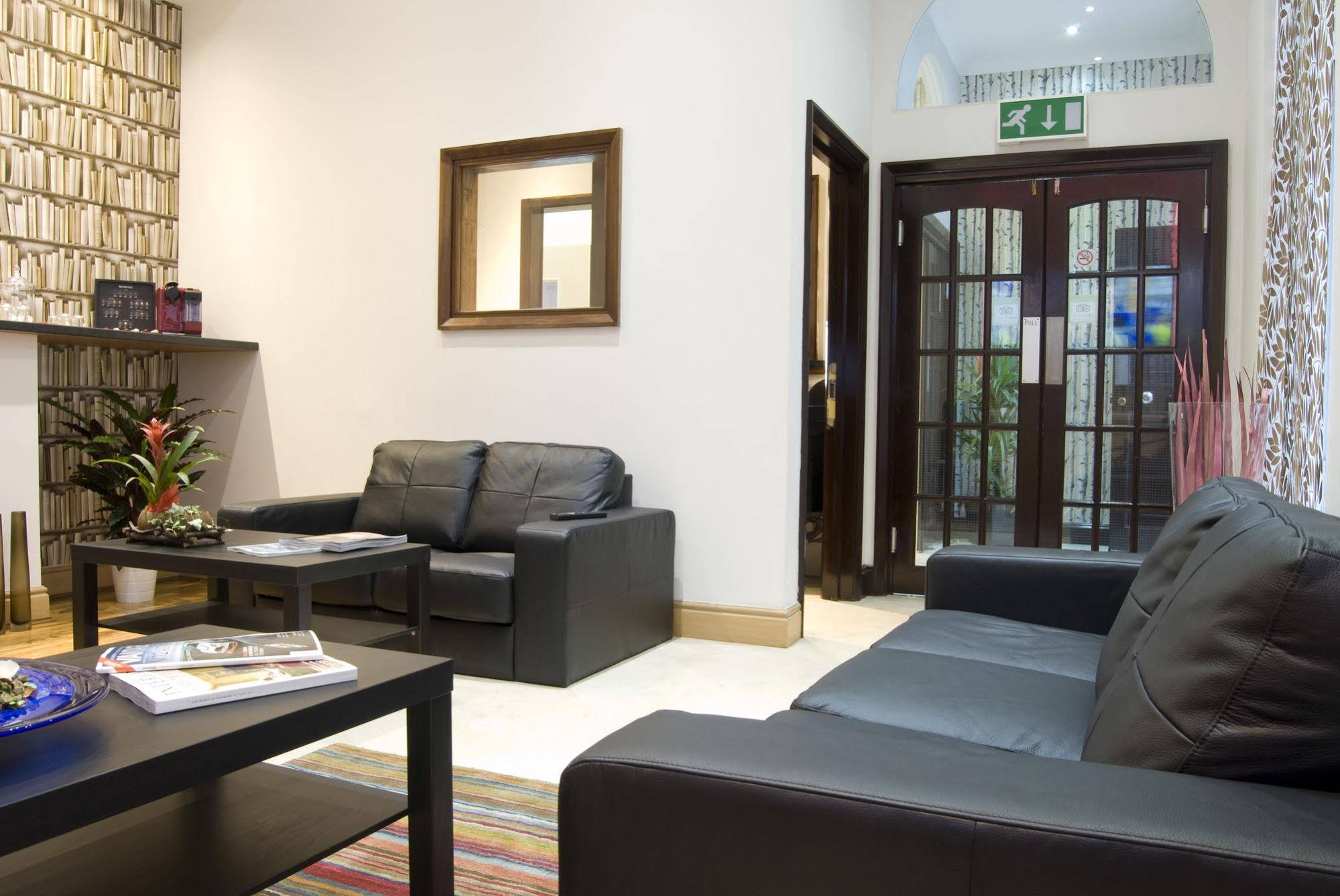 Hotel 82 London