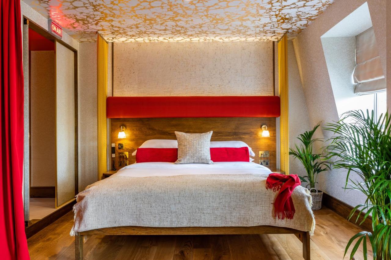 Hotel Megaro