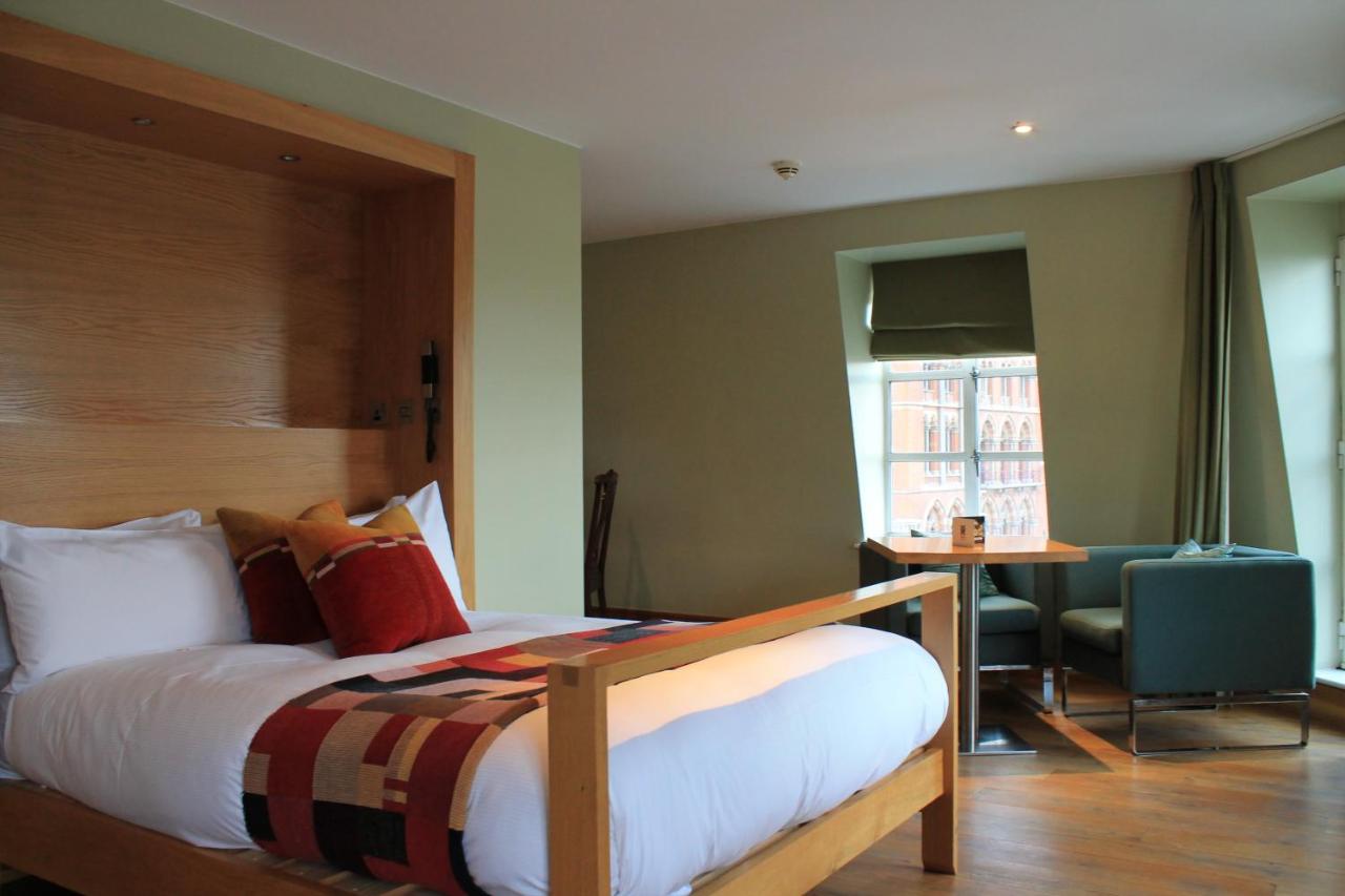 Hotel Megaro
